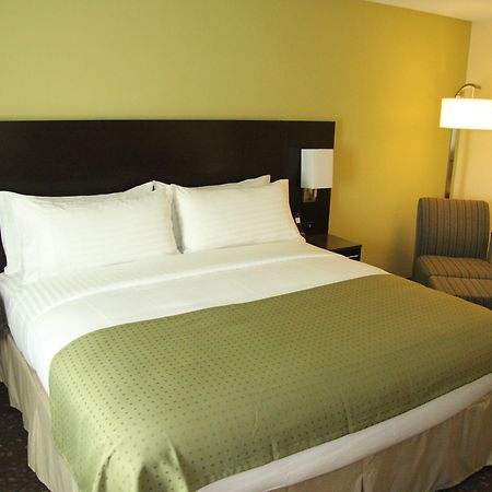 Holiday Inn Greensboro Coliseum By Ihg Exteriér fotografie