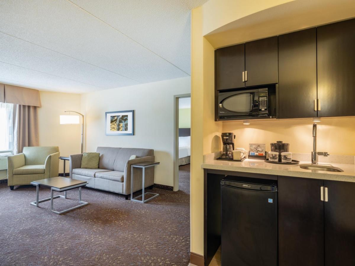 Holiday Inn Greensboro Coliseum By Ihg Exteriér fotografie