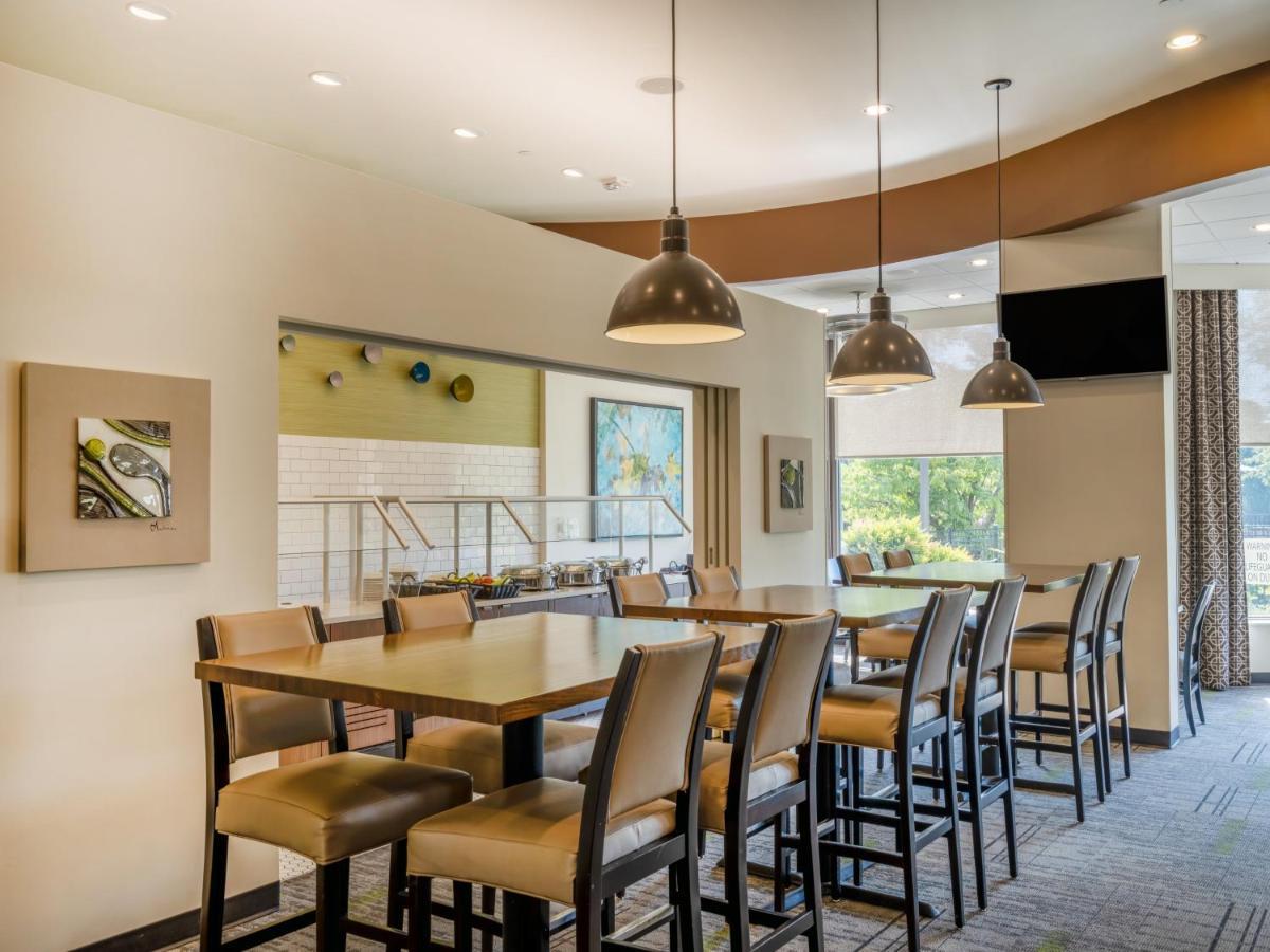 Holiday Inn Greensboro Coliseum By Ihg Exteriér fotografie
